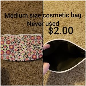 Cosmetic bag